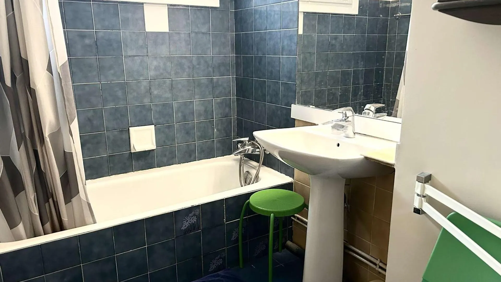 Appartement T3 Avec Terrasse Et Garage Proche Mer - Saint-Raphael - Fr-1-226A-146 Port Santa-Lucia Apartment